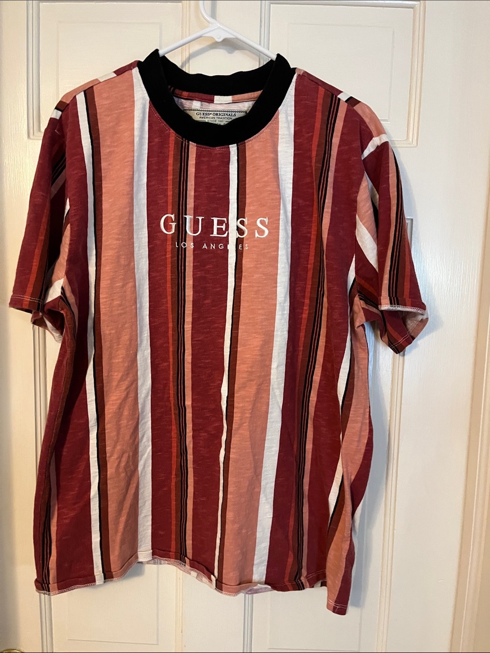 GUESS Men’s Red and Pink Vertical Stripe Logo Tee